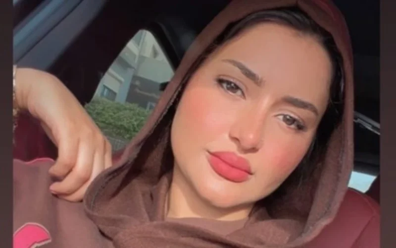 أناقة ملفتة زوجة زيزو تخطف قلوب المتابعين بملابس محتشمة